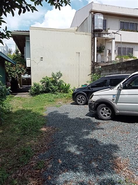 House and lot For Sale in Santo Tomas , Pasig .